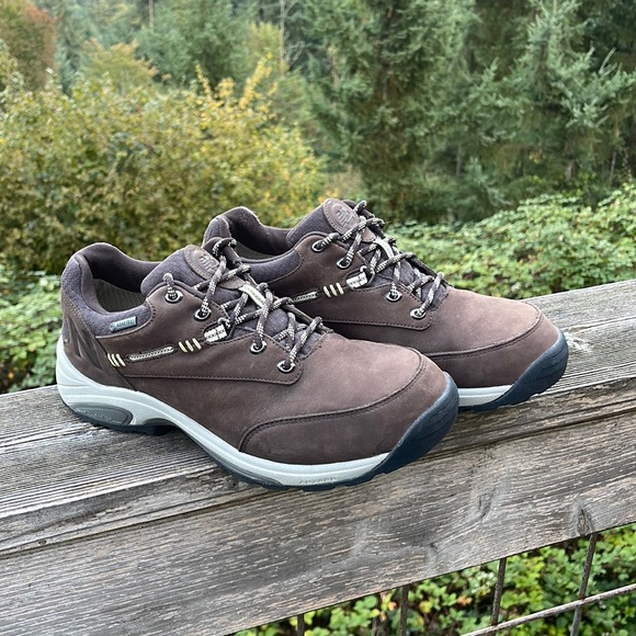 New Balance Shoes - New Balance Brown Hiking/Walking Shoes WW1069BR - Size 11D